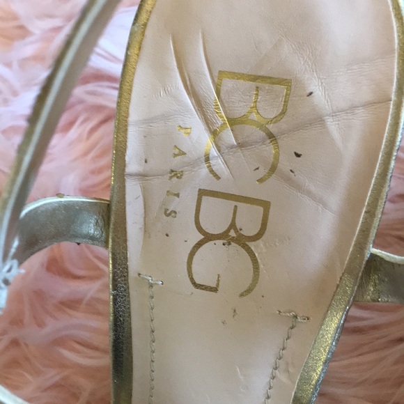 Preloved BCBG Gold Wedges size 10 B - Picture 3 of 8